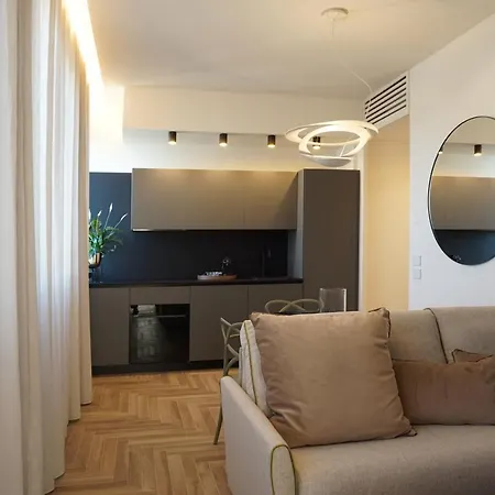 Yls Luxury * Milán