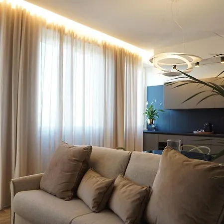 Yls Luxury * Milán