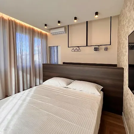 Yls Luxury * Milán