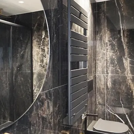 Yls Luxury