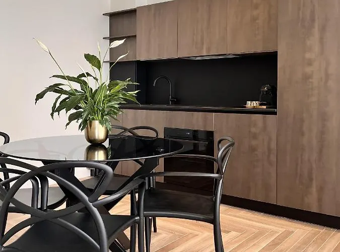 Yls Luxury Apartament Mediolan